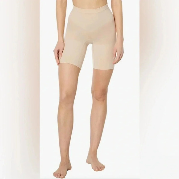 NIP SPANX Power Panties Shorts Size Small (B) Nude - Picture 1 of 7